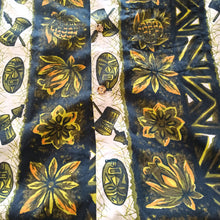 Laden Sie das Bild in den Galerie-Viewer, 1960s - UI-MAIKAI, HAWAII - Amazing Hawaiian Tiki Shirt - Sz. XL/XXL