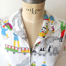 Cargar imagen en el visor de la galería, 1940s - Fabulous French Train Novelty Front Zipper Dress - W29 (74cm)