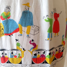Cargar imagen en el visor de la galería, 1940s - Fabulous French Train Novelty Front Zipper Dress - W29 (74cm)
