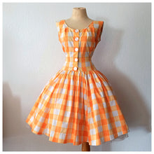 Charger l'image dans la galerie, 1950s 1960s - Gorgeous Orange Plaid Cotton Dress - W26 (66cm)