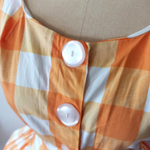 Charger l'image dans la galerie, 1950s 1960s - Gorgeous Orange Plaid Cotton Dress - W26 (66cm)