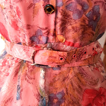 Charger l'image dans la galerie, 1940s? 1970s? - Gorgeous Floral Dress - W29 (74cm)