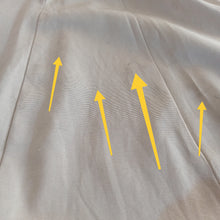 Carica l'immagine nel visualizzatore di Gallery, 1950s - Elegant Beige Textured Cotton Dress - W25 (64cm)