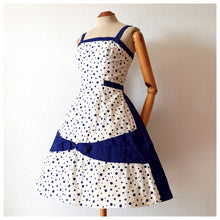 Charger l'image dans la galerie, 1950s - IRENE, Rome - Exquisite Blue Dots Cotton Dress - W26 (66cm)