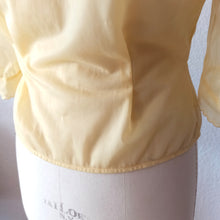 Charger l'image dans la galerie, 1950s - VALISERE, France - Exquisite Yellow Pale Nylon Blouse - W31.5 (80cm)