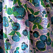 Charger l'image dans la galerie, 1950s - LIONYL, Paris - Stunning Purple Fruits Roses Dress - W34 (86cm)