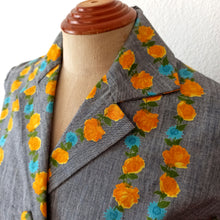 Charger l'image dans la galerie, 1950s - COUTURE MILOU, Belgium - Outstanding Roseprint Dress - W27/28 (68.5/72cm)