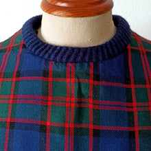 Carica l'immagine nel visualizzatore di Gallery, 1950s 1960s - MA ROBE, France - Ultrgorgeous Flannel Tartan Dress - W27 (68cm)