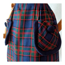 Carica l'immagine nel visualizzatore di Gallery, 1950s 1960s - MA ROBE, France - Ultrgorgeous Flannel Tartan Dress - W27 (68cm)