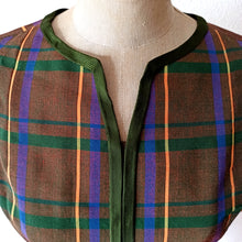Charger l'image dans la galerie, 1950s 1960s - Adorable Greenish Brown Plaid Dress - W25 (64cm)