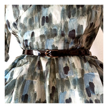 Charger l'image dans la galerie, 1950s - Stunning Abstract Satin Dress - W30 (76cm)