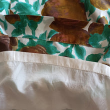 Charger l'image dans la galerie, 1960s - Gorgeous Brown Roseprint Cotton Dress - W32 (82cm)