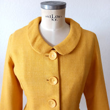 Load image into Gallery viewer, 1960s - Exquisite Jackie Kennedy Corn Color Dress Jacket Set - W30 (76cm)