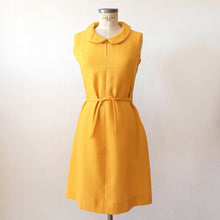 Load image into Gallery viewer, 1960s - Exquisite Jackie Kennedy Corn Color Dress Jacket Set - W30 (76cm)