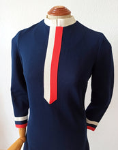 Laden Sie das Bild in den Galerie-Viewer, 1960s - VERONA KNITS, Italy - Fabulous Navy Red & White Dress - W32 (82cm)