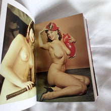 Laden Sie das Bild in den Galerie-Viewer, TASCHEN - Cheesecake The Rotenberg Collection