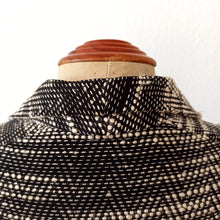 Charger l'image dans la galerie, 1950s - Gorgeous Elegant Black & White Dress - W26 (66cm)