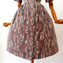 Charger l'image dans la galerie, 1950s 1960s - Beautiful Autumn Colors Cotton Dress - W29 (74cm)
