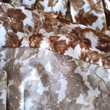 Charger l'image dans la galerie, 1950s - Stunning Autumn Leaves Dress - W28 (72cm)