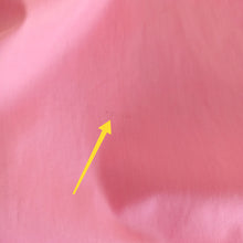 Charger l'image dans la galerie, 1950s - PRINTEMPS, Paris - Adorable Deadstock Pink Cotton Dress - W26 (66cm)