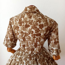 Charger l'image dans la galerie, 1950s - Stunning Autumn Leaves Dress - W28 (72cm)