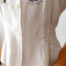 Charger l'image dans la galerie, 1950s - SEGURA, Spain - Deadstock Flamenco Dancers Souvenir Blouse - W31 (80cm)