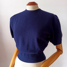 Charger l'image dans la galerie, 1950s - JAEGER, UK - Darling Navy Blue Wool Top - W28/34 (72/86cm)