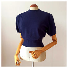 Charger l'image dans la galerie, 1950s - JAEGER, UK - Darling Navy Blue Wool Top - W28/34 (72/86cm)