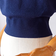 Charger l'image dans la galerie, 1950s - JAEGER, UK - Darling Navy Blue Wool Top - W28/34 (72/86cm)