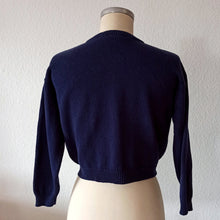 Carica l'immagine nel visualizzatore di Gallery, 80s does 50s - RENÉ DERHY, France - Navy Blue Ladybugs Cardigan - Sz. S/M