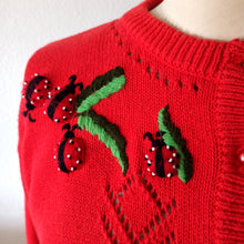 Carica l'immagine nel visualizzatore di Gallery, 80s does 50s - RENÉ DERHY, France - Red Ladybugs Cardigan - Sz. S/M