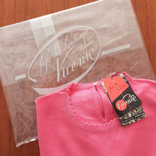 Charger l'image dans la galerie, 1950s 1960s - VICENTE, Barcelona - Deadstock Pink Long Sleeves Top