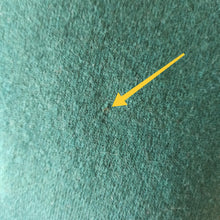 Charger l'image dans la galerie, 1950s - BALLANTYNE, Scotland - Green Forest Pure Cashmere Jumper