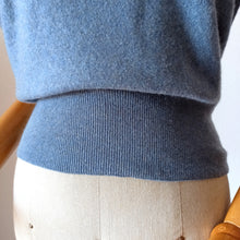 Charger l'image dans la galerie, 1950s - BALLANTYNE, Scotland - Slate Blue Pure Cashmere Jumper