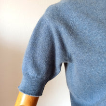 Charger l'image dans la galerie, 1950s - BALLANTYNE, Scotland - Slate Blue Pure Cashmere Jumper