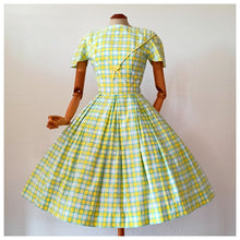 Charger l'image dans la galerie, 1950s - Adorable Checked Blue Yellow Cotton Dress - W26 (66cm)