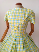 Charger l'image dans la galerie, 1950s - Adorable Checked Blue Yellow Cotton Dress - W26 (66cm)