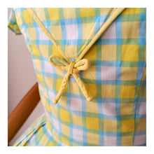 Charger l'image dans la galerie, 1950s - Adorable Checked Blue Yellow Cotton Dress - W26 (66cm)