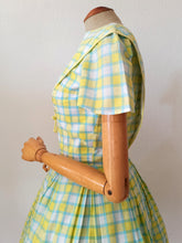 Charger l'image dans la galerie, 1950s - Adorable Checked Blue Yellow Cotton Dress - W26 (66cm)