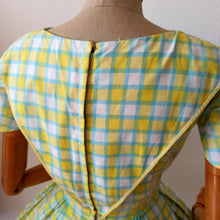 Charger l'image dans la galerie, 1950s - Adorable Checked Blue Yellow Cotton Dress - W26 (66cm)