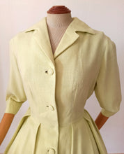 Charger l'image dans la galerie, 1950s - ANFEA, Switzerland - Outstanding Floral Raffia Ladybugs Linen Dress - W29 (74cm)