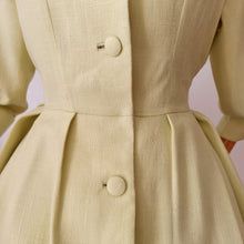 Charger l'image dans la galerie, 1950s - ANFEA, Switzerland - Outstanding Floral Raffia Ladybugs Linen Dress - W29 (74cm)