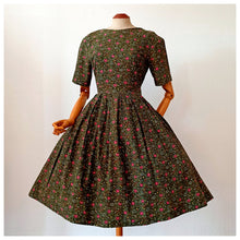 Charger l'image dans la galerie, 1950s 1960s - Beautiful Abstract Garden Cotton Dress - W29 (74cm)
