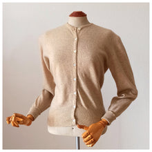 Charger l'image dans la galerie, 1950s - BALLANTYNE, Scotland - Gorgeous Pure Cashmere Cardigan