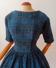 Charger l'image dans la galerie, 1950s - Stunning Blue Flecked Tartan Wool Dress - W27/28 (70/72cm)