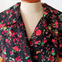 Charger l'image dans la galerie, 1950s - Stunning Black Roseprint Dress - W28 (72cm)