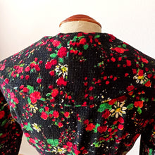 Charger l'image dans la galerie, 1950s - Stunning Black Roseprint Dress - W28 (72cm)