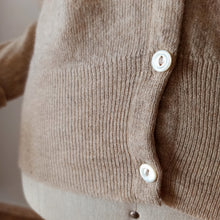 Charger l'image dans la galerie, 1950s - BALLANTYNE, Scotland - Gorgeous Pure Cashmere Cardigan