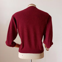 Charger l'image dans la galerie, 1950s - BALLANTYNE, Scotland for HARRODS, London - Pure Cashmere Sweater