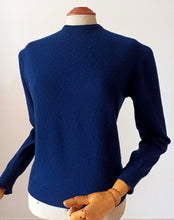 Charger l'image dans la galerie, 1950s - PRINGLE, Scotland - Exquisite Blue Pure Cashmere Sweater